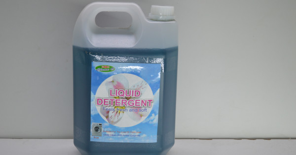 CLEANING LIQUID